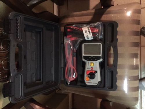 Megger insulation testers mit 410-en hard case never use for sale