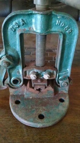 Pipe Vise, Vintage Littlestown  #52  Pipe Vise