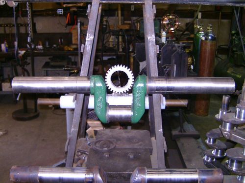 FAIRBANKS MORSE  208 ENGINE CRANKSHAFT CAST IRON  REBUILT W/ USED TIMING GEAR