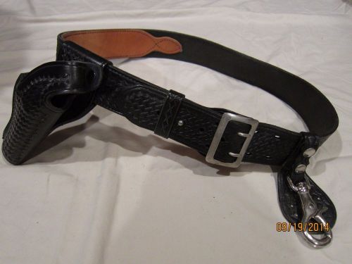 VINTAGE POLICE TEX SHOEMAKER DUTY BELT,BASKETWEAVE, HOLSTER BO7 34W,SAFARILAND