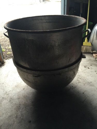 Used Steel Hobart 140 qt Mixer Bowl for Hobart Mixers