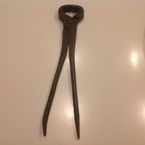 Horseshoe nippers 12&#034;