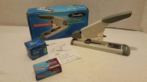 Swingline 39002 Heavy-Duty Stapler, 160 Sheet Capacity, Full Strip