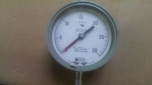 New Weksler Pressure Vacuum Gauge 0-30 IN-HG SA24-3VCF-LWBX Shock Resistant