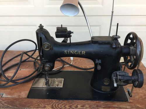 ANTIQUE SINGER 132K6  EXTRA HEAVY DUTY  WALKING FOOT  INDUSTRIAL SEWING MACHINE