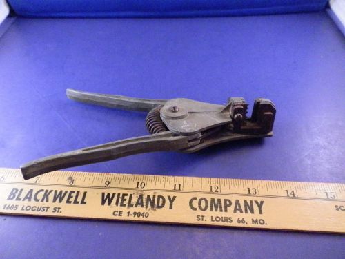 Vintage Ideal Wire Stripper K-1853 Stripmaster