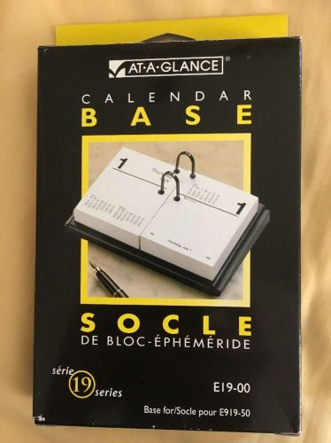 At A Glance Plastic Calendar Base Socle E19-00 Office Depot Compact