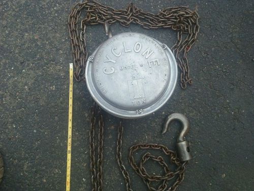 CHISHOLM-MOORE 1 TON CYCLONE ALUMINUM  CHAIN HOIST!!