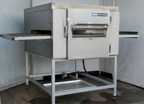 Lincoln pizza oven electric conveyor enodis 1452 very clean for sale