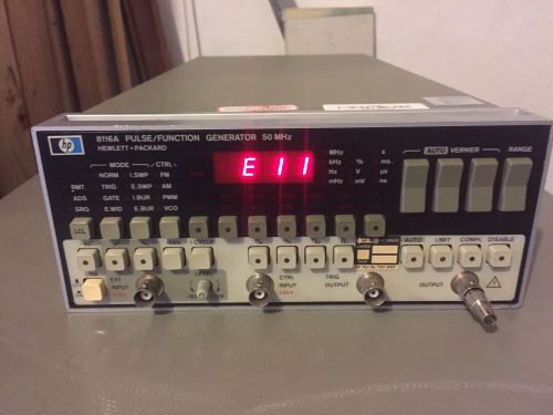 Hewlett Packard HP 8116A Pulse / Function Generator.  50 MHz