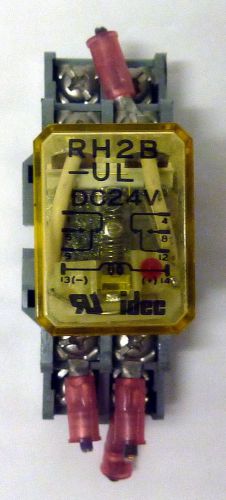 IDEC RH2B-UL DC24V W/ SH2B-05 10A 300V SOLID STATE RELAY AND BASE