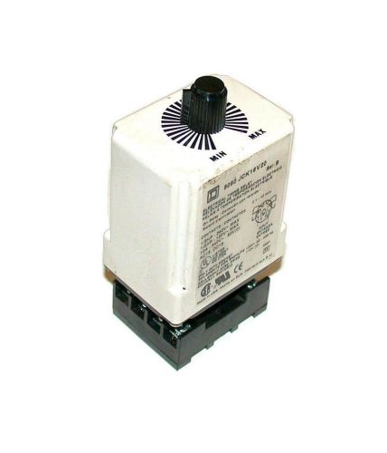 SQUARE D TIME DELAY RELAY 120 VAC 0.1-10 MINUTES MODEL 9050JCK16V20