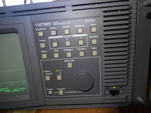 Tektronix video measurement set turbo vm700t 01/ 30 /11 video measurement set for sale