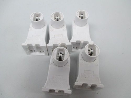 LOT 5 NEW LEVITON 13556 660W 600V LAMP HOLDER D262136