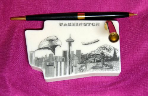 Washington Etched Montana Marble Desk Pen Holder Set