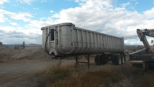 Fruehauf 30 ft Aluminum End Dump Trailer (Stock #1767)