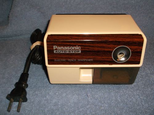 VINTAGE PANASONIC AUTO STOP ELECTRIC PENCIL SHARPENER KP-110 - EXCELLENT