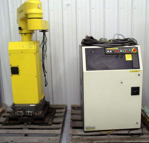 FANUC A05B-1115-B212 A-520i ROBOT W/ RJ3 CONTROLLER &amp; CABLES