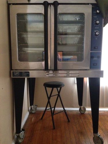 Duke E101-E Single Deck Electric Convection Oven, 208V, Single Phase or 3Phase