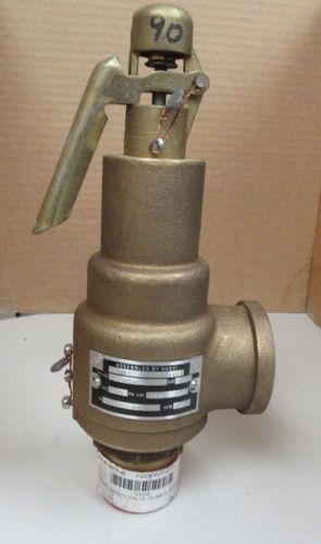 NEW KUNKLE SAFETY VALVE 6010GF01-AM 6010GF01AM 1-1/4&#034; NPT 90 PSI