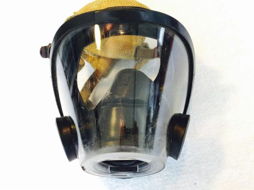 Scott AV-3000 SCBA Medium Full Facepiece Mask 10011307