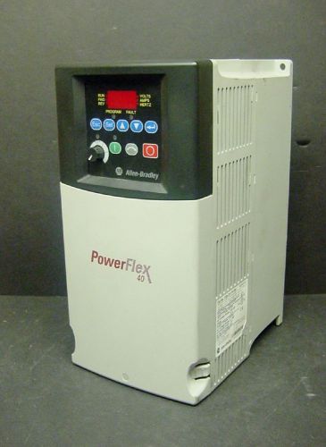 Allen Bradley 22B-D017N104 Power Flex 40 AC Drive 10 HP 480V 17A 3PH 7.5kW Older