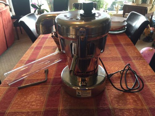 Nutrifaster N450 Mulipurpose Juicer- 120V- Used twice