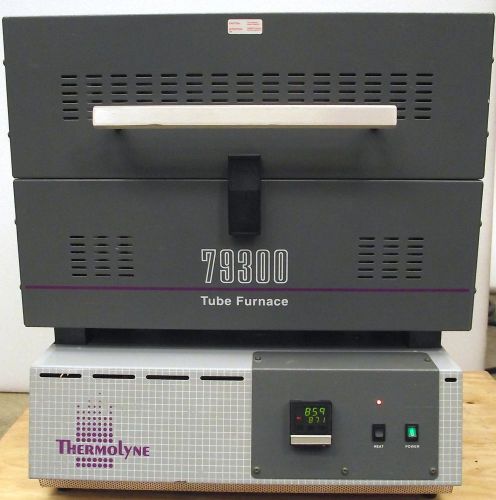 Thermolyne 79300 Benchtop Tube Furnace F79325 - 1200 C / 4 mo Wrty / 1-3&#034; Tubes