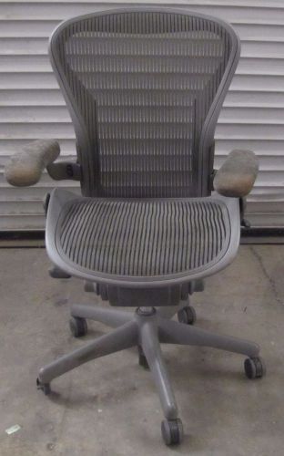 ^^ HERMAN MILLER AERON SIZE B BLACK/GRAY CHAIR  - PARTS/REPAIR (HM3)