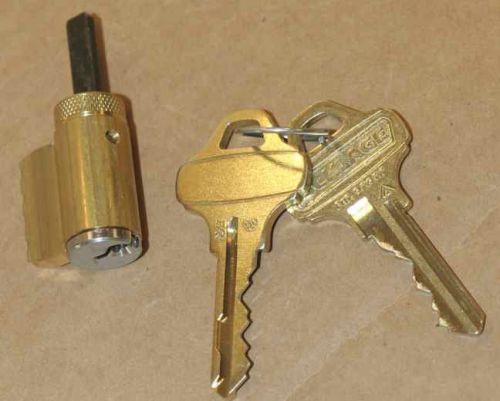 Schlage Everest C123 cylinder with 2 keys silver satin faced trim