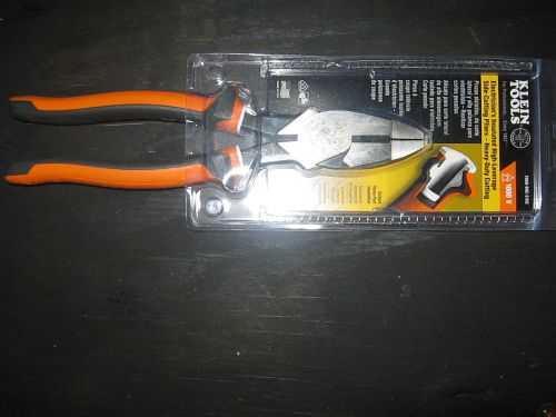 Klein 2000-9NE-EINS Electrician&#039;s Insulated 9&#034; High-Leverage Side-Cutting Pliers