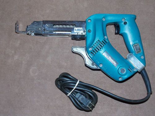 Makita 6832 1&#034; - 2-1/4&#034; Auto-Feed Screwdriver Drill/Screw-Gun Works-Great B166