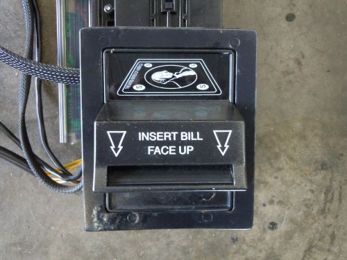 BA32L Bill Validator