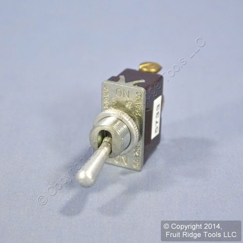 Leviton spdt 11/16&#034; bat toggle switch on-off 3/4hp 15a-125v 10a-250v bulk 5733 for sale