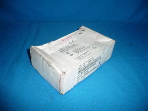 Honeywell 940-F4Y-2D-002-300E Proximity Sensor new