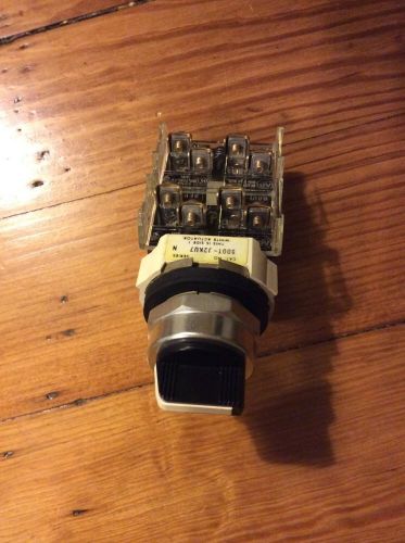 allen Bradley 800T-J2KU7WH Bulletin Pilot Control Unit Selector Switch