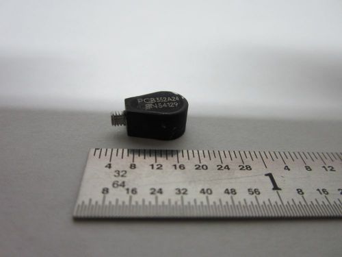 PCB PIEZOTRONICS 352A24  ACCELEROMETER  BIN#3K-P-1