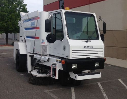 2005 johnston 3000 sweeper for sale