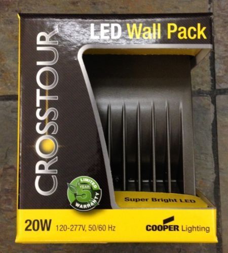 Lumark Crosstour 20w LED Wall Pack 120-277v 50/60 hz