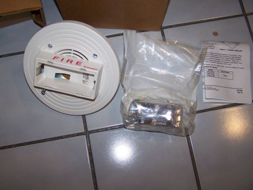 NEW SIMPLEX 4903-9197 CEILING MOIUNT FIRE ALARM STROBE NON-ADDRESSABLE