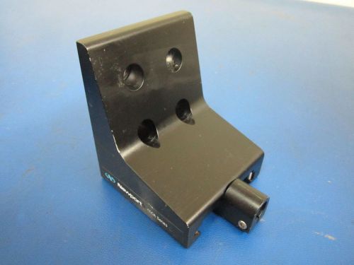 NEWPORT - 460A Series - LINEAR STAGE - 90 DEGREE BRACKET