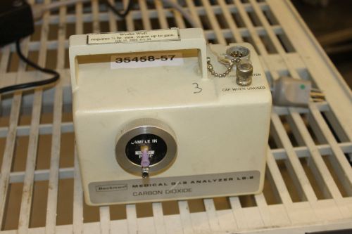 BECKMAN MEDICAL GAS ANALYZER LB-2 CARBON DIOXIDE