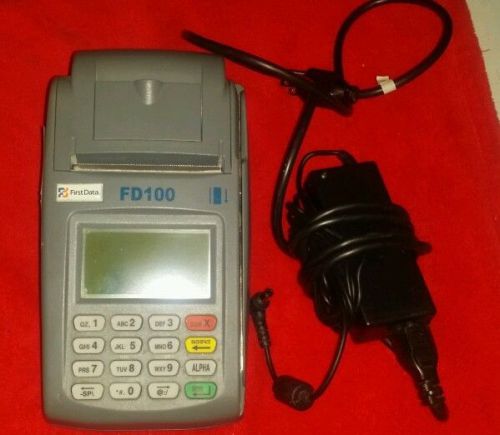 FIRST DATA FD100 DUAL COMM CREDIT CARD TERMINAL MACHINE