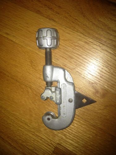 Rigid number 10 pipe cutter