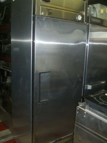 FREEZER, TRUE, CASTERS, S/S EXT, 3 SHELVES, SLIM TYPE, 115V, 900 ITEMS ON E BAY