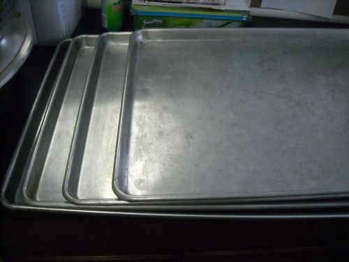 LARGE ALUMINUM COMMERCIAL COLANDER 17 IN RESTAURANT