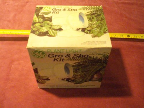 (3546.) Plant Light &#034;Gro &amp; Sho&#034; Kit GE Made in USA