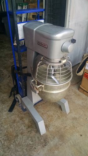 Hobart Mixer 30 Quart D-300 W/Bowl Gaurd **115 VOLT***