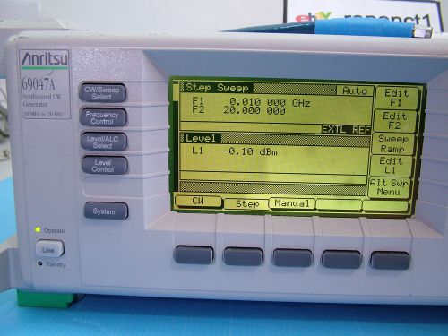 10MHz - 20GHz Anritsu Signal Sweep Synthesized Generator 69047A OPT: 2A