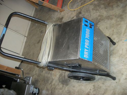 Dry Pro 7000 Dehumidifier    RUNS SMOOTH !!